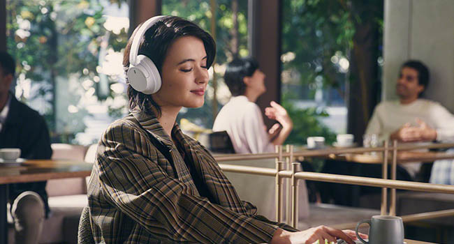 Sony WH-CH720N Headphones