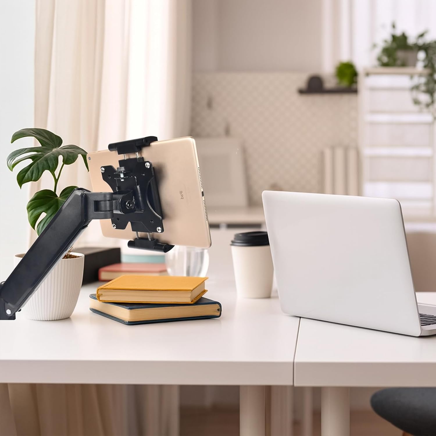 Universal VESA Tablet Mount Adapter with Spring Clamp for 15.6" Displays and Tablets - Image 3