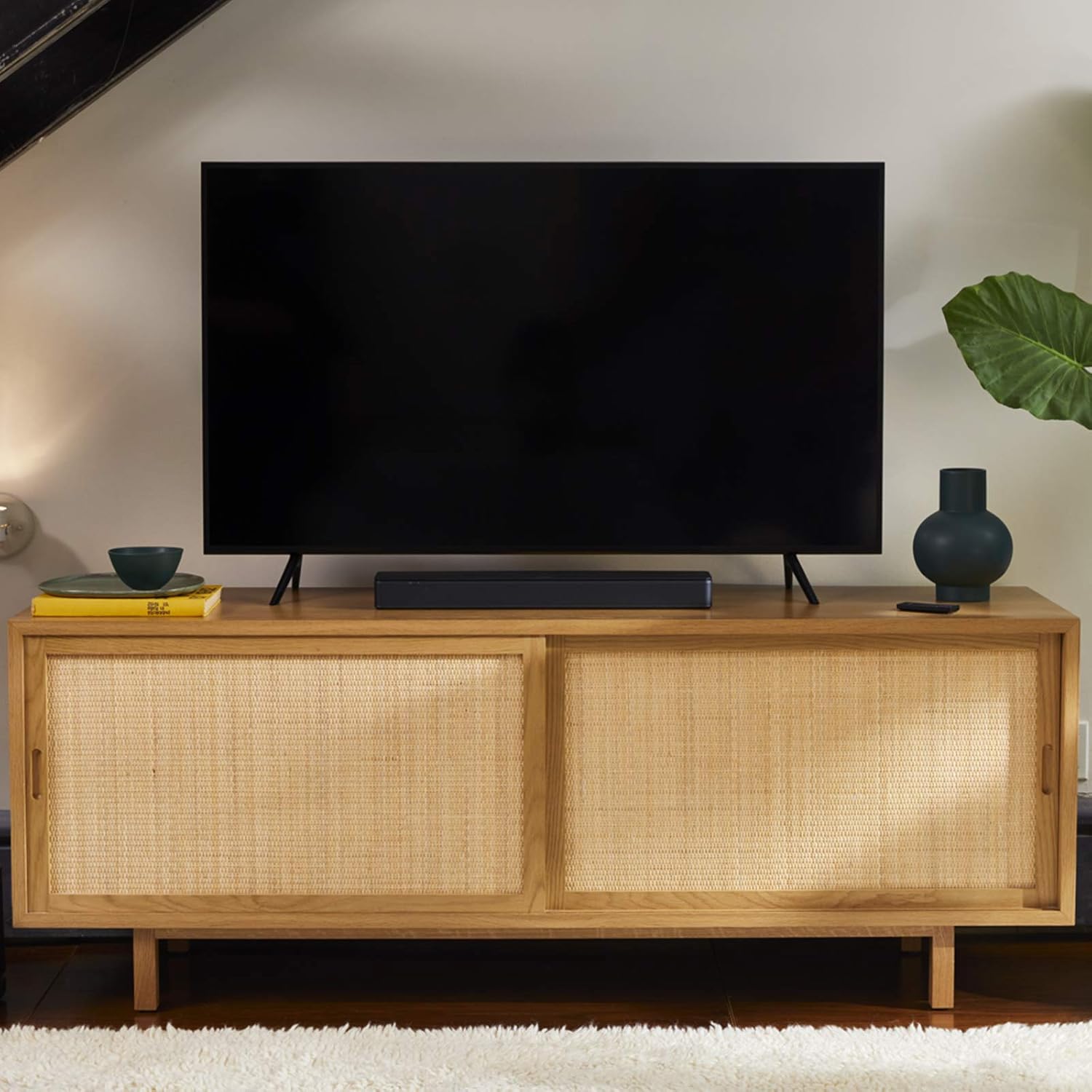 Bose Small TV Soundbar Black Bluetooth HDMI-ARC Remote Optical Cable Wall Mountable - Image 5