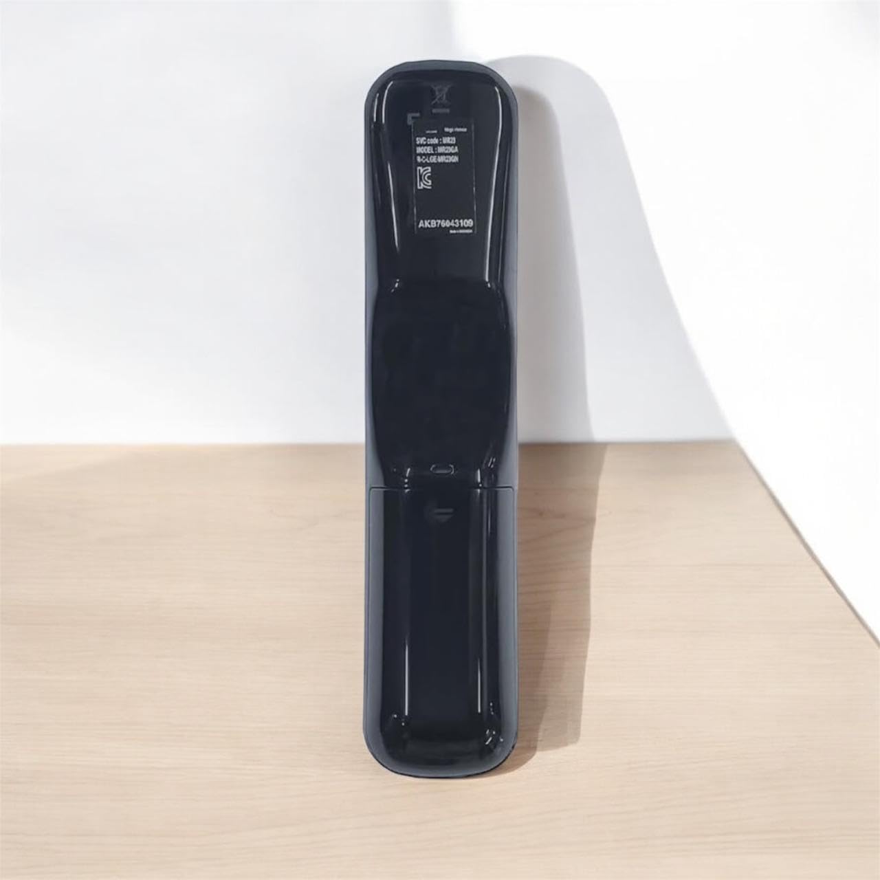 L-G Magic Remote MR23GA Voice Pointer Bluetooth for 43-75 Inch Smart TVs - Image 2